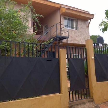 Yate I Villa Puerto Iguazú Eksteriør billede